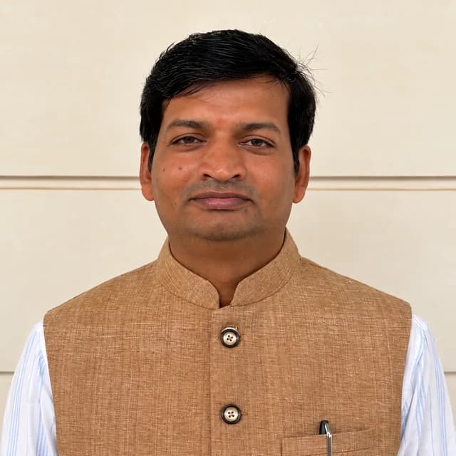 Dr. Rajesh Kumar, Assistant Professor and Head, ECE, IIIT Dharwad